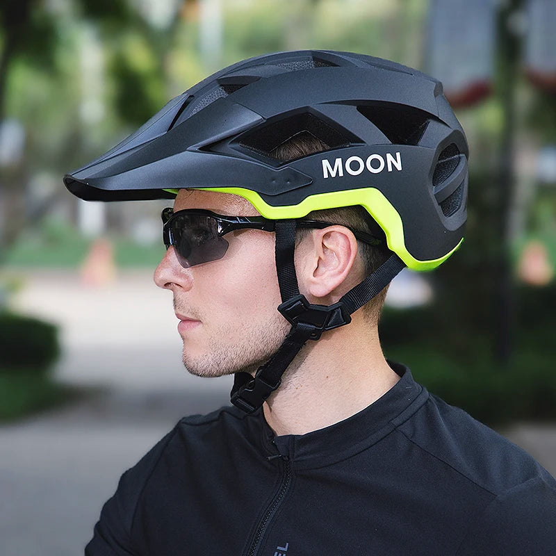 Adult Lightweight Cycling Helmet with Detachable Brim