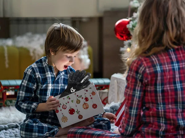 WVVOU Soccer Goalkeeper Gloves with Finger Saves