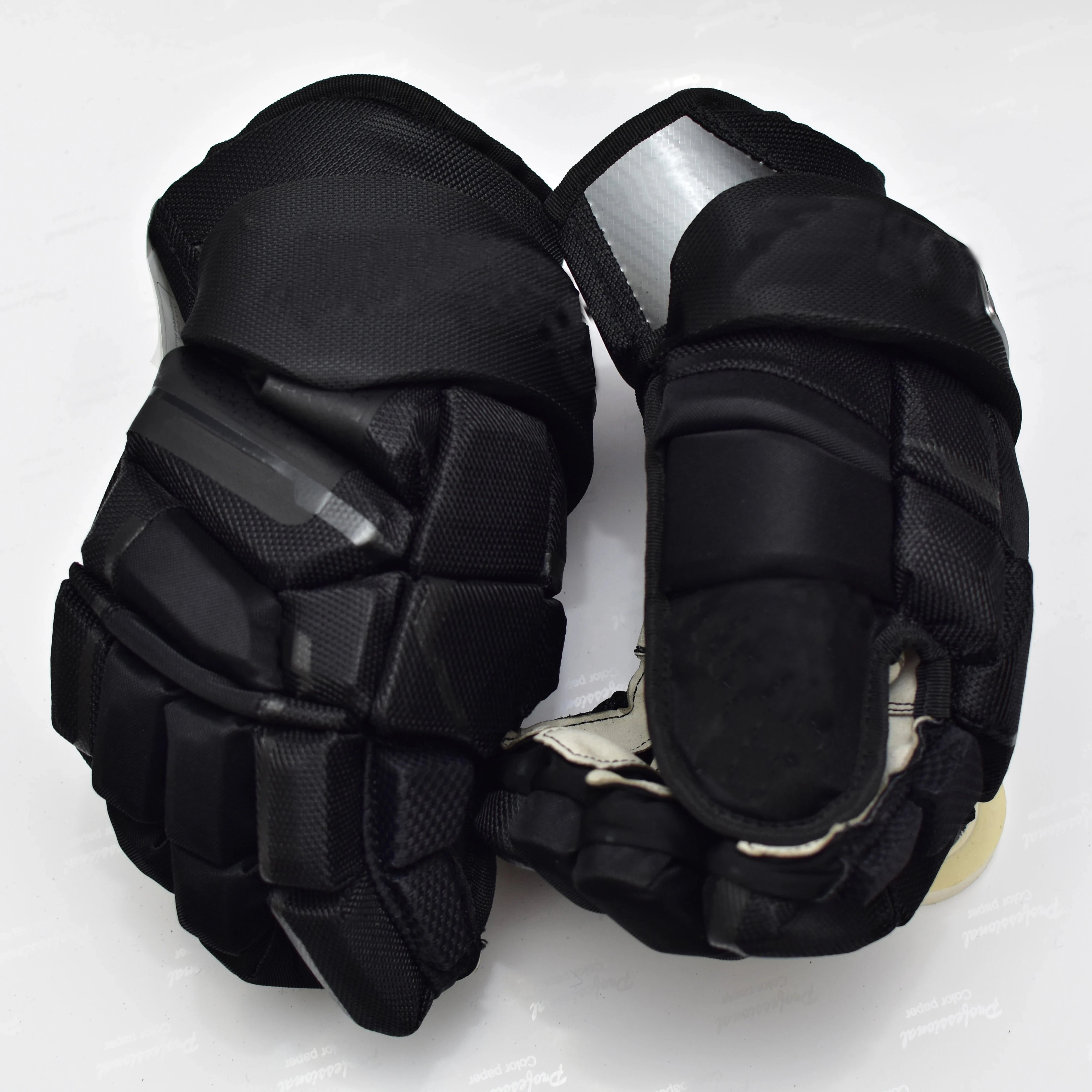 Ice Hockey Gloves