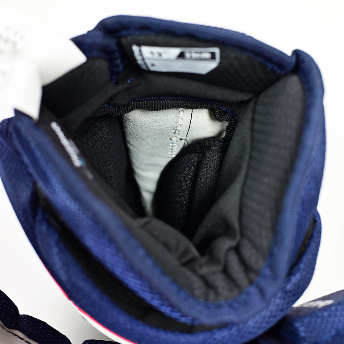 Ice Hockey Gloves
