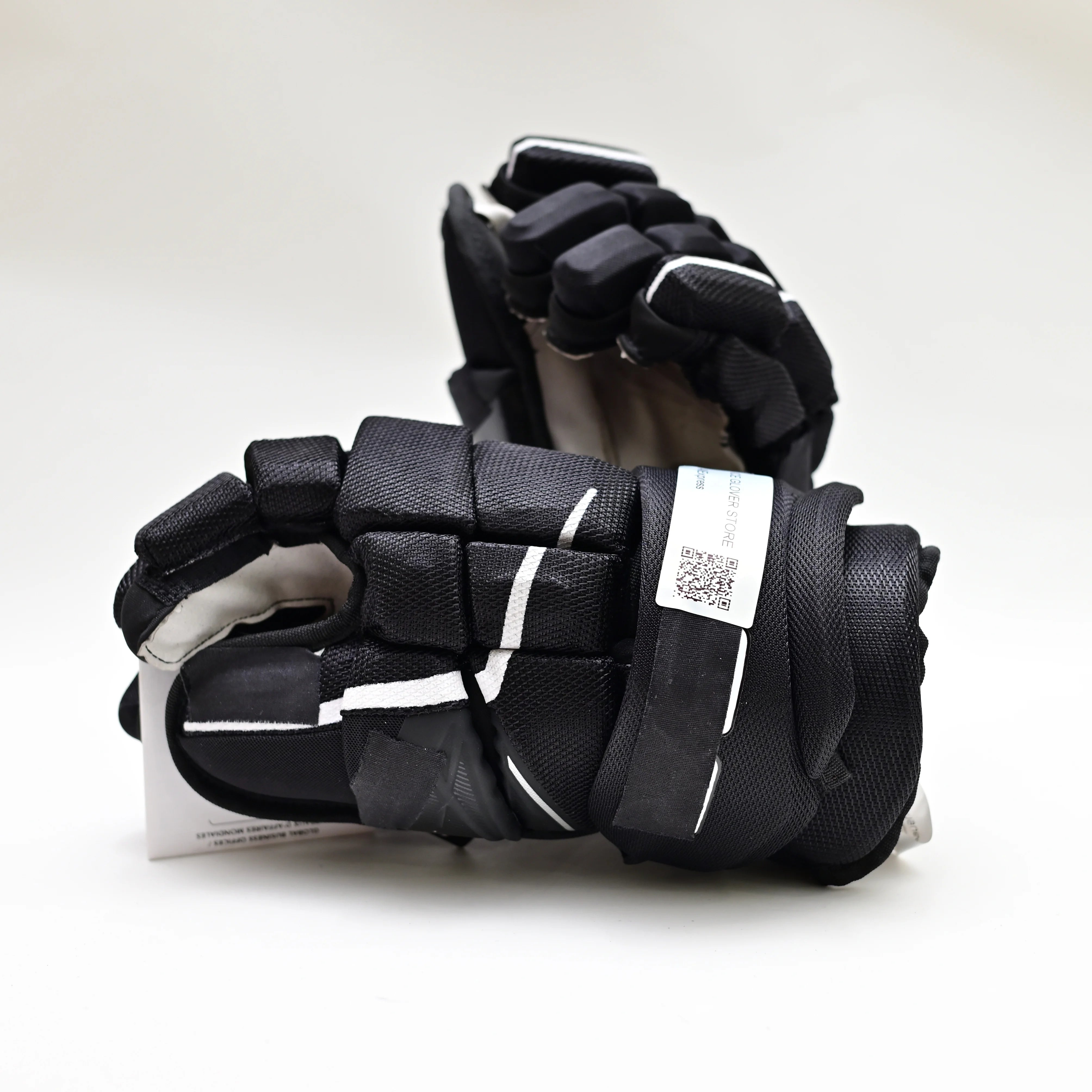 Ice Hockey Gloves