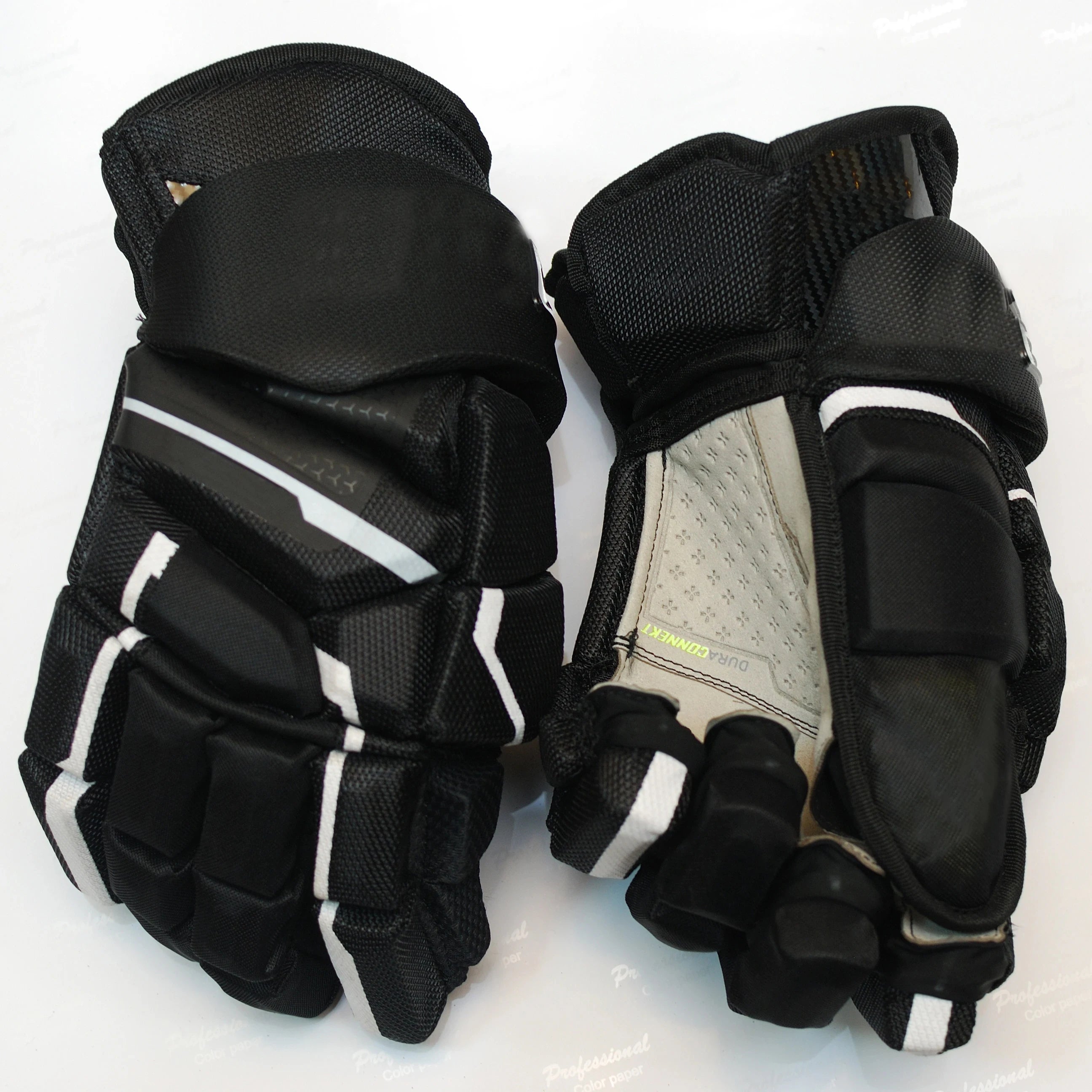 Ice Hockey Gloves