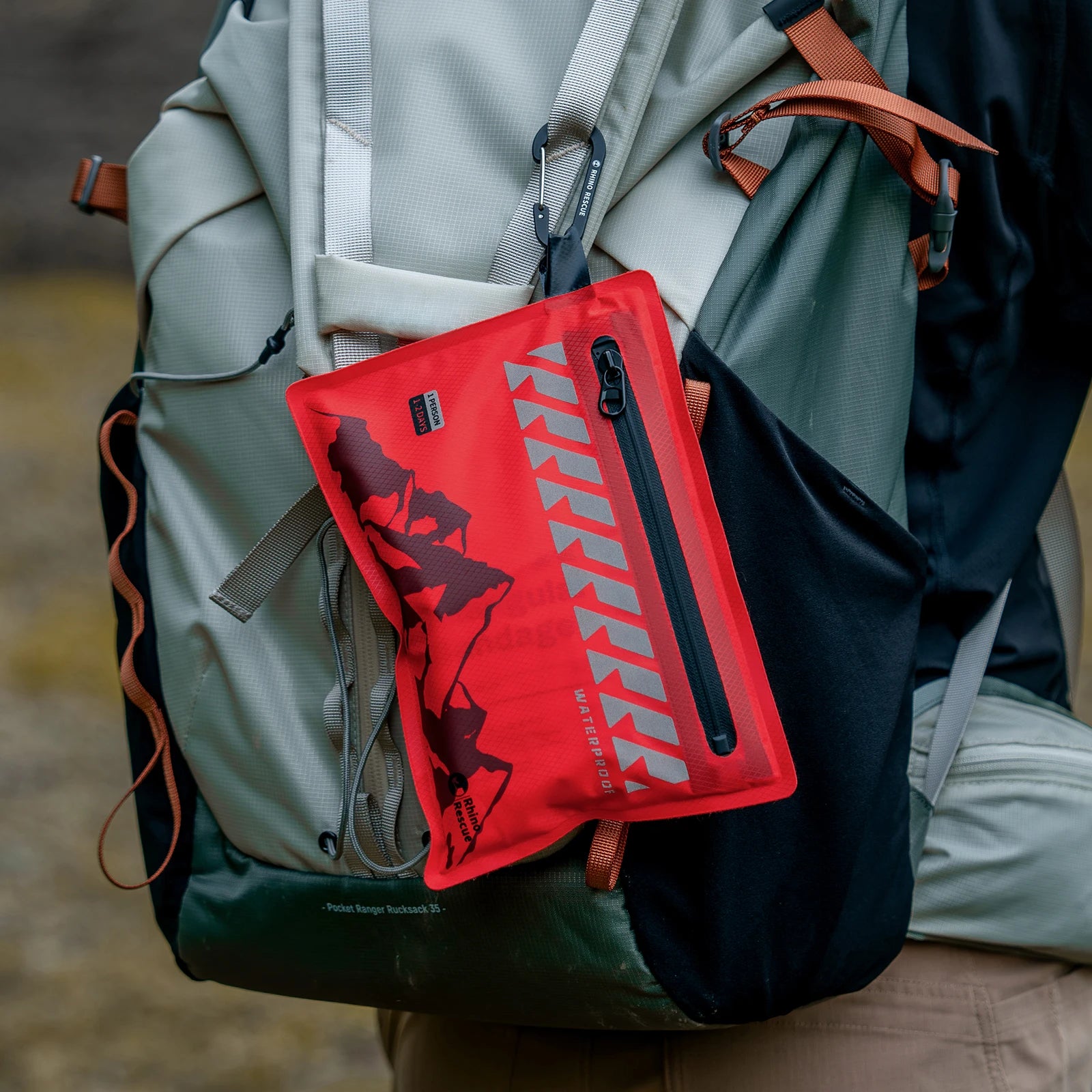 RHINO RESCUE 105PC Ultralight First Aid Kit